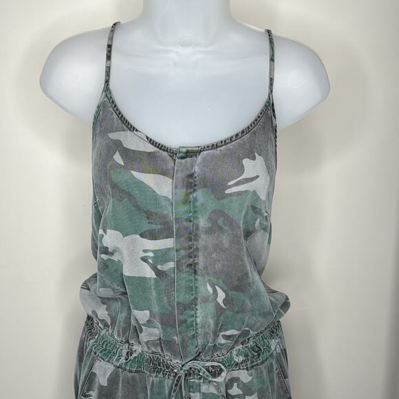PAM & GELA Green Camo Sleeveless Tie Waist Tank Top Jumpsuit Pockets Women’s - Picture 4 of 15